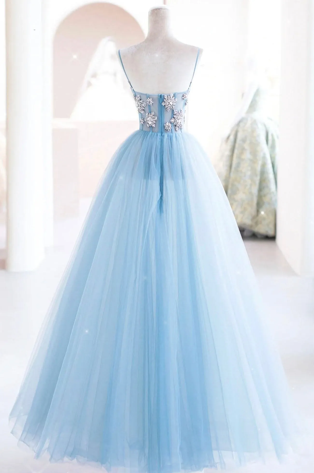 Blue Spaghetti Strap Tulle Beading Long A-Line Prom Dresses