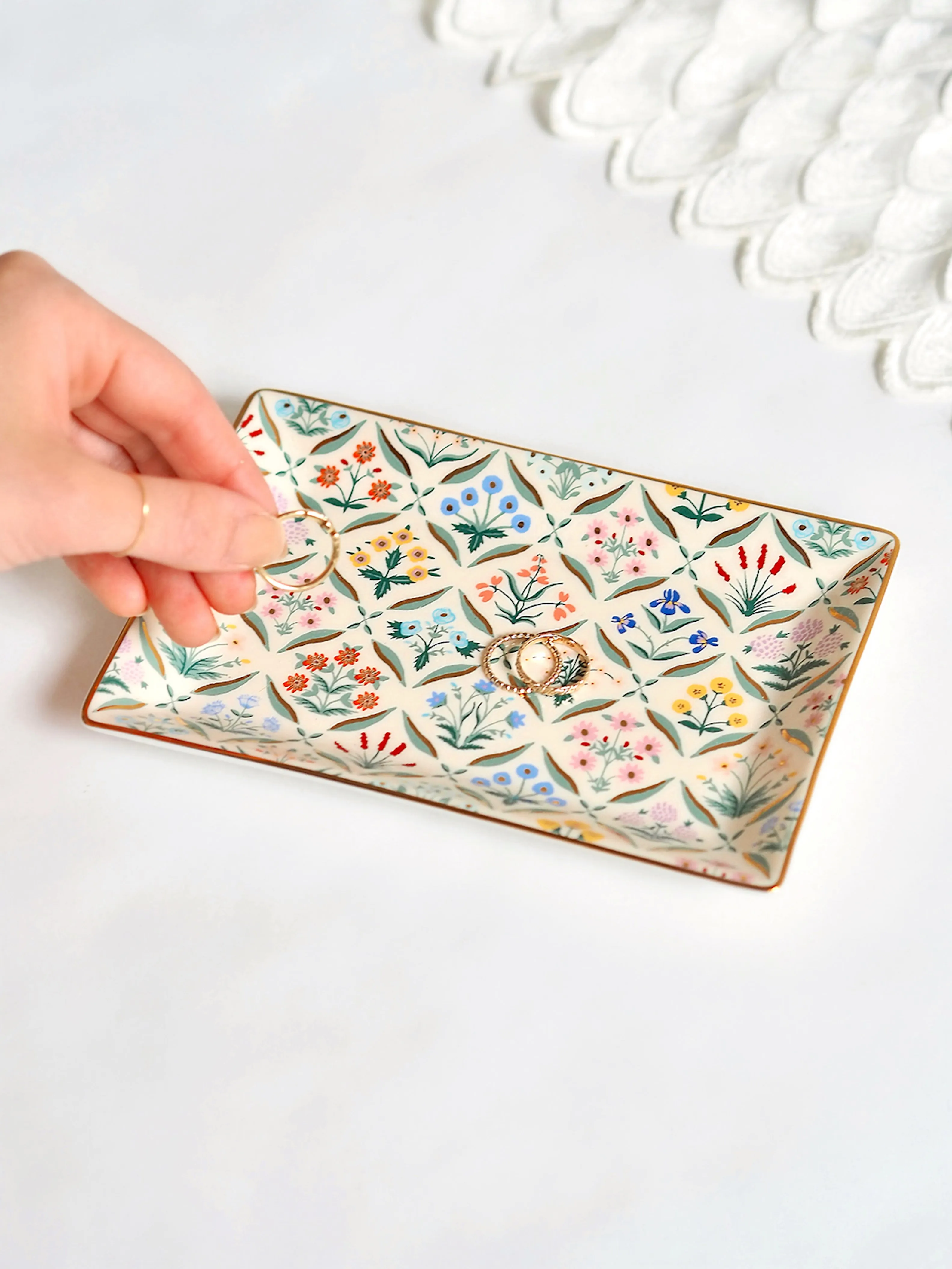 Estee Trinket Tray