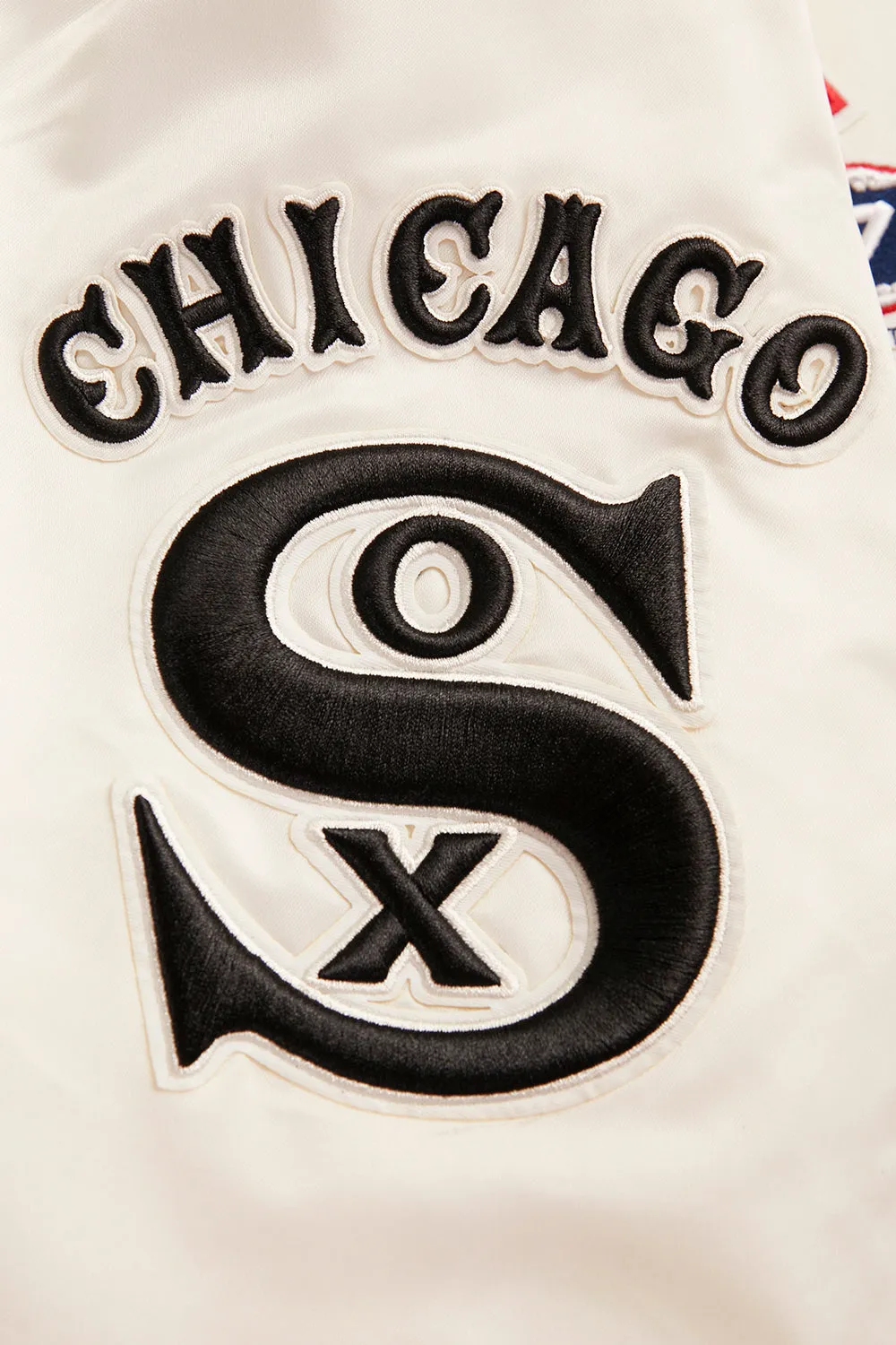 MLB CHICAGO WHITE SOX RETRO CLASSIC MEN'S RIB SATIN JACKET (EGGSHELL/BLACK)