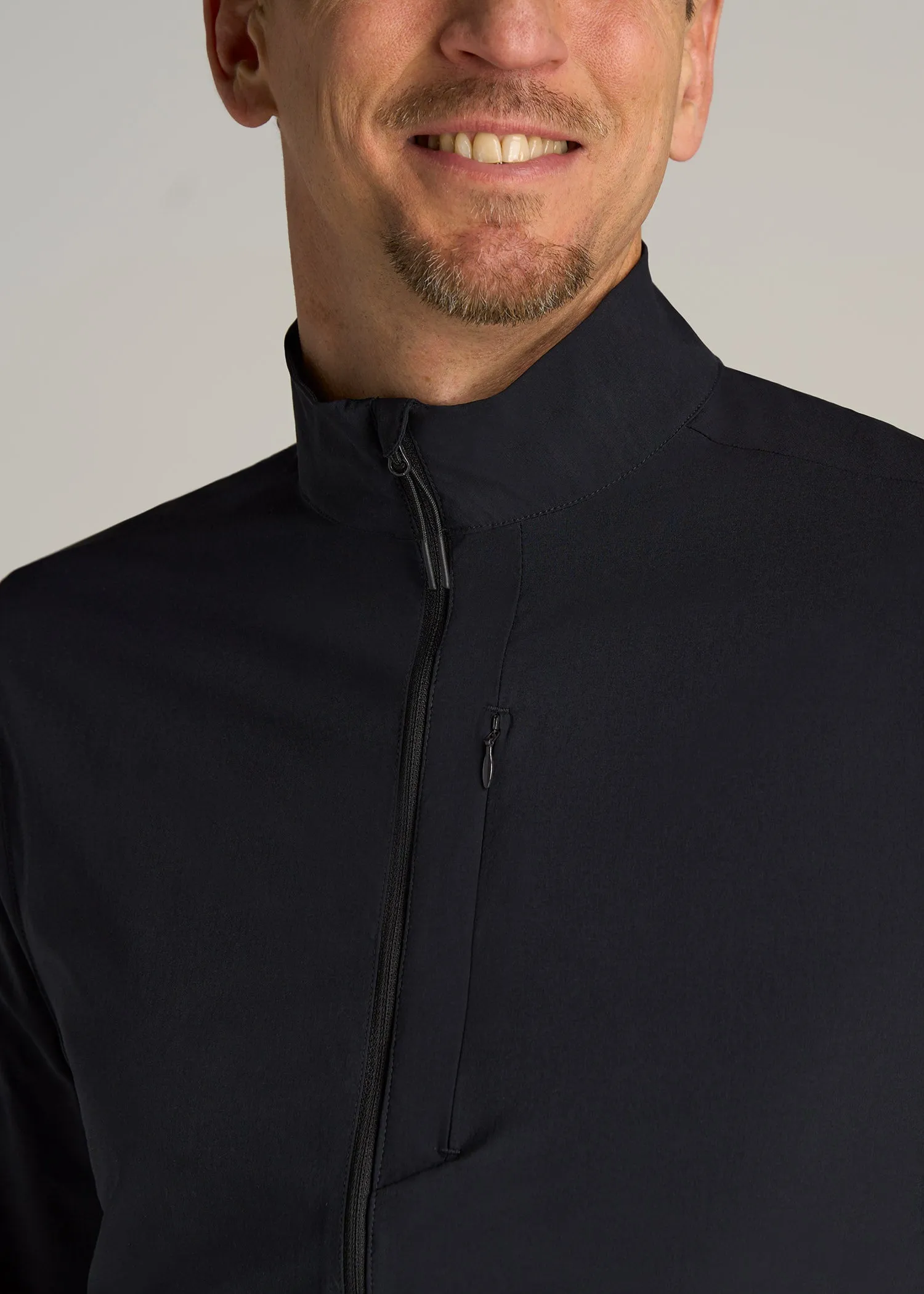 Tall Men's Softshell Jacket for Outdoor Training in Black