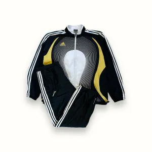 Vintage Adidas full tracksuit (L)