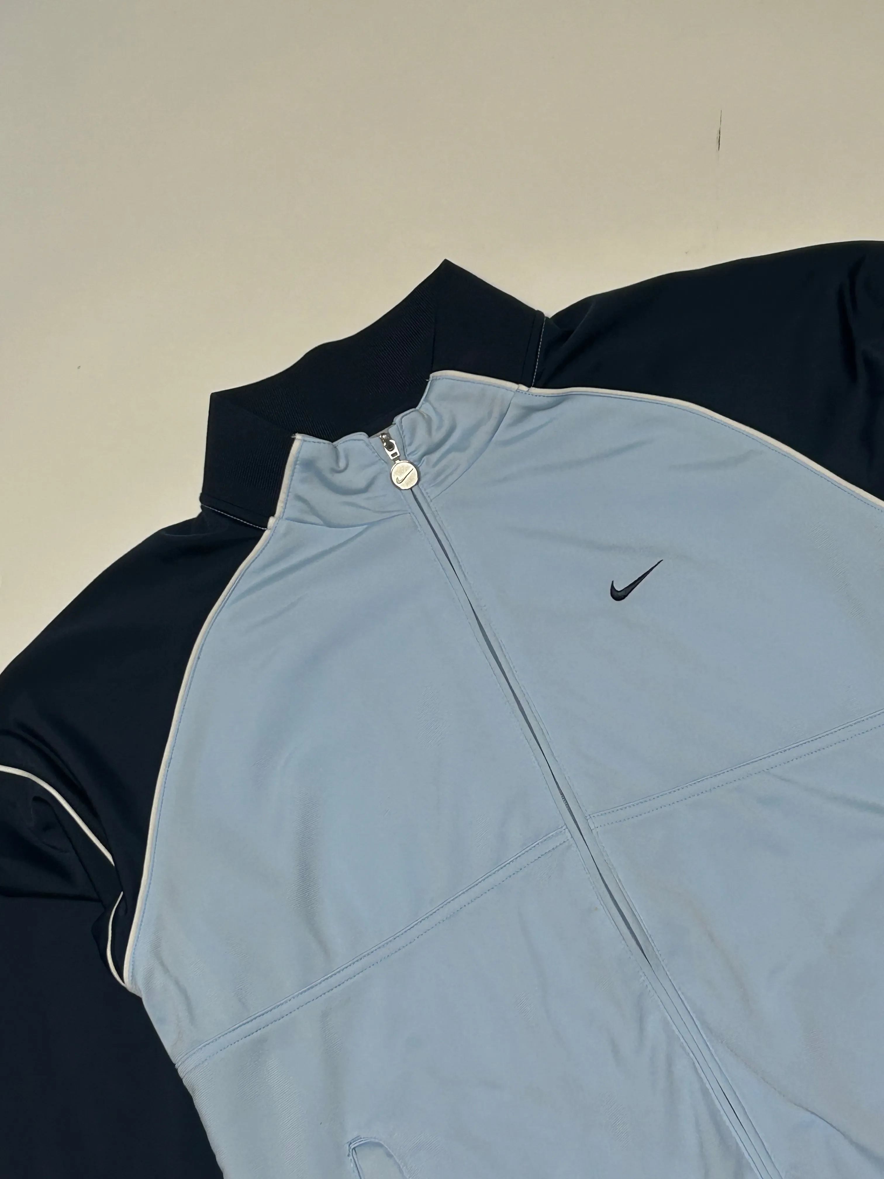 Vintage Nike track jacket (M)